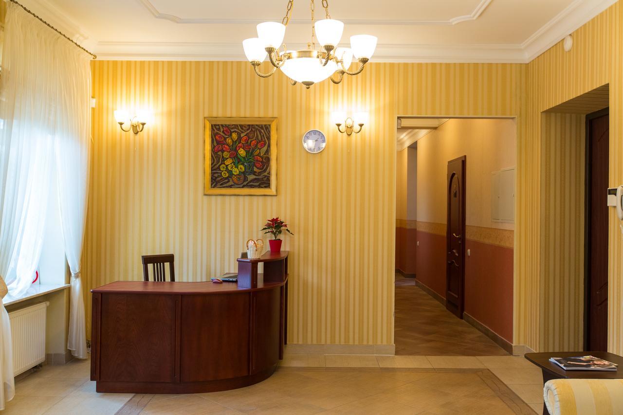 10 Rooms Lviv Exteriör bild